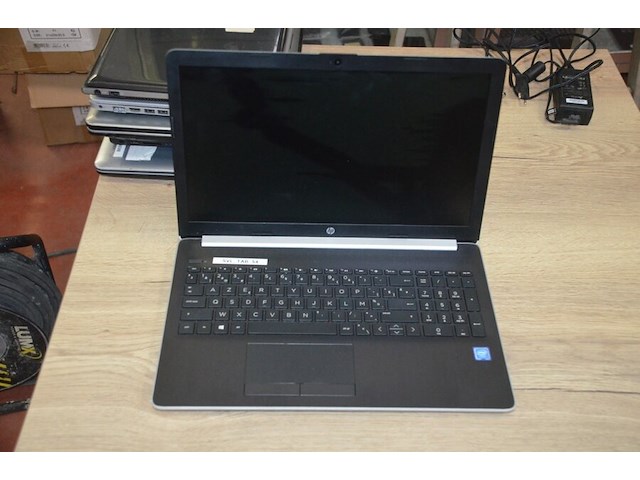 6 defecte laptops allen zonder lader (b398) - afbeelding 17 van  18