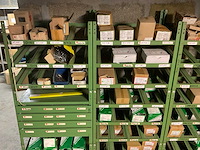 6-delige magazijnstelling met inhoud - afbeelding 2 van  6