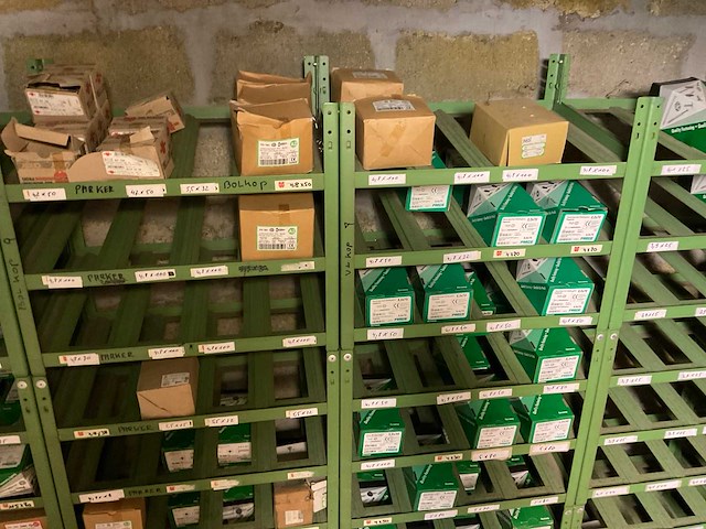 6-delige magazijnstelling met inhoud - afbeelding 4 van  6