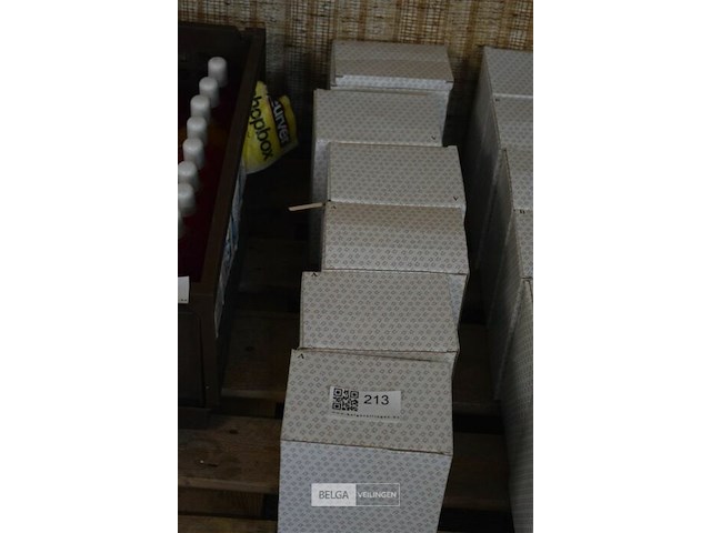 6 div beeldjes - afbeelding 5 van  5