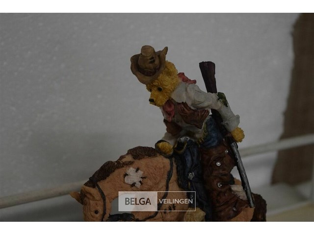 6 div beeldjes - afbeelding 3 van  4