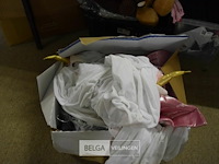 ±6 div. soorten en maten carnevalskledij - afbeelding 1 van  3