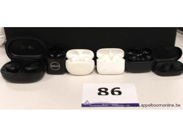 6 div wireless earphones, zonder kabels, werking niet gekend - afbeelding 1 van  3