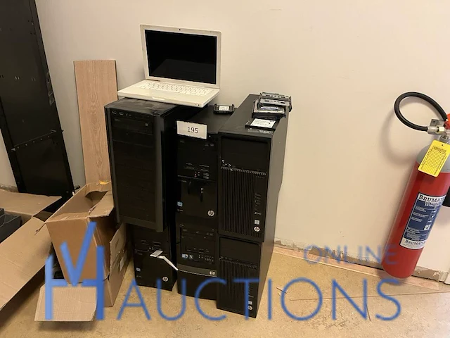 6 diverse computers - afbeelding 1 van  9