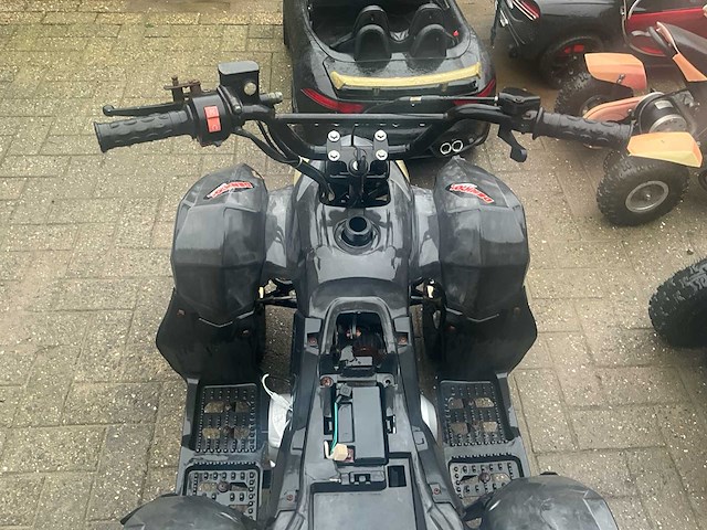 6 diverse kindervoertuigen - afbeelding 3 van  19