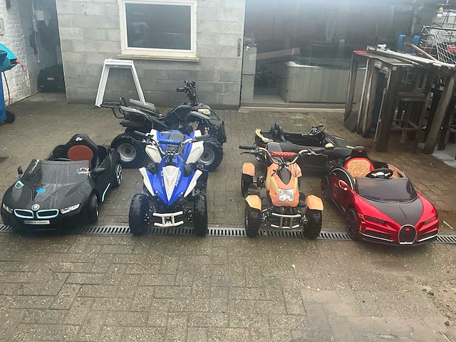 6 diverse kindervoertuigen - afbeelding 12 van  19