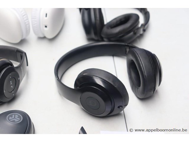 6 diverse koptelefoons - afbeelding 3 van  4