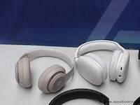 6 diverse koptelefoons - afbeelding 4 van  4