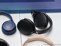 6 diverse koptelefoons - afbeelding 4 van  4