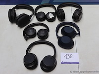 6 diverse koptelefoons - afbeelding 1 van  4