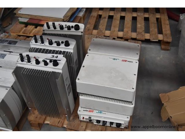 6 diverse omvormers, wo. solaredge, se10k, werking niet gekend - afbeelding 1 van  3