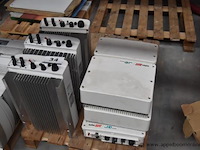 6 diverse omvormers, wo. solaredge, se10k, werking niet gekend - afbeelding 1 van  3