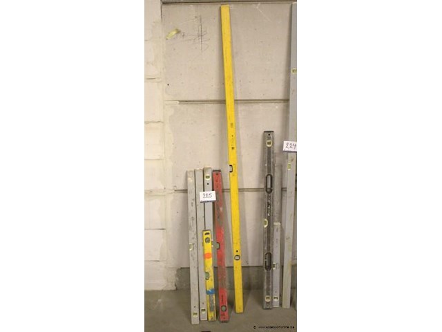 6 diverse waterpassen - afbeelding 1 van  2