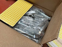 6 dozen bouten en nagels - afbeelding 3 van  6
