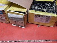 6 dozen bouten en nagels - afbeelding 5 van  6