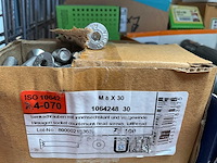 6 dozen bouten; hardhoutschroeven ; binnen zeskantbouten: bevestigingsplaatjes - afbeelding 5 van  8