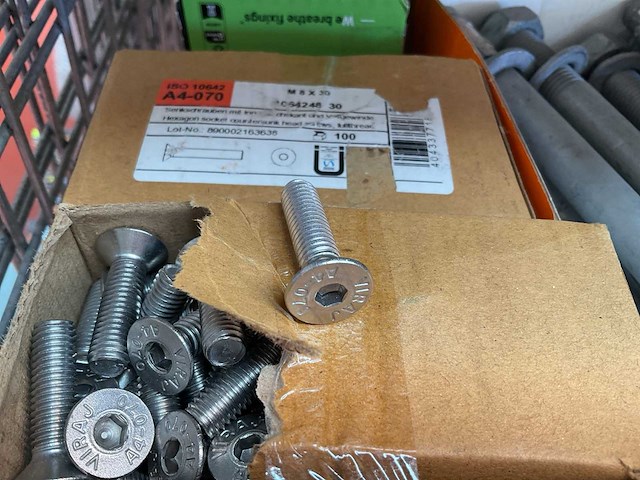 6 dozen bouten; hardhoutschroeven ; binnen zeskantbouten: bevestigingsplaatjes - afbeelding 6 van  8