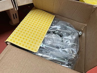 6 dozen bouten nagels - afbeelding 3 van  6