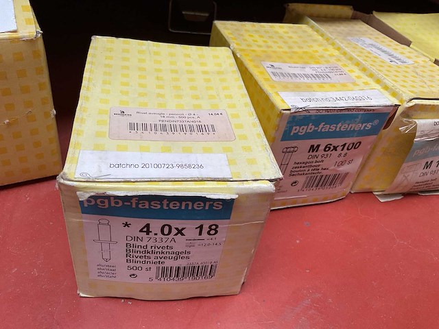 6 dozen bouten nagels - afbeelding 4 van  6