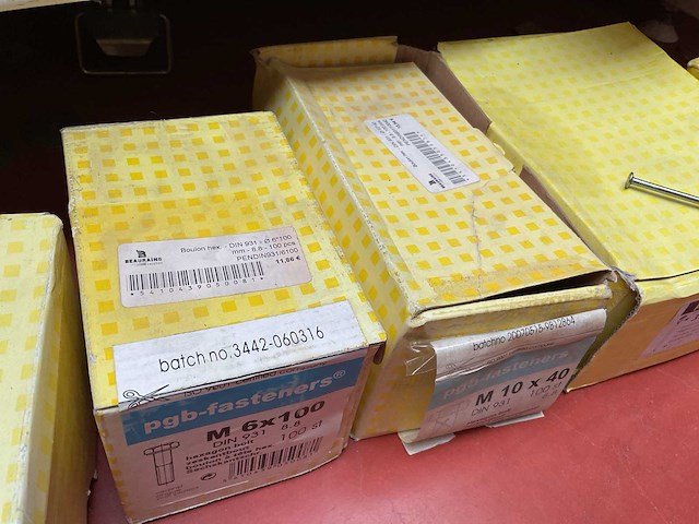 6 dozen bouten nagels - afbeelding 5 van  6