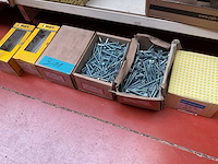 6 dozen bouten - afbeelding 1 van  7