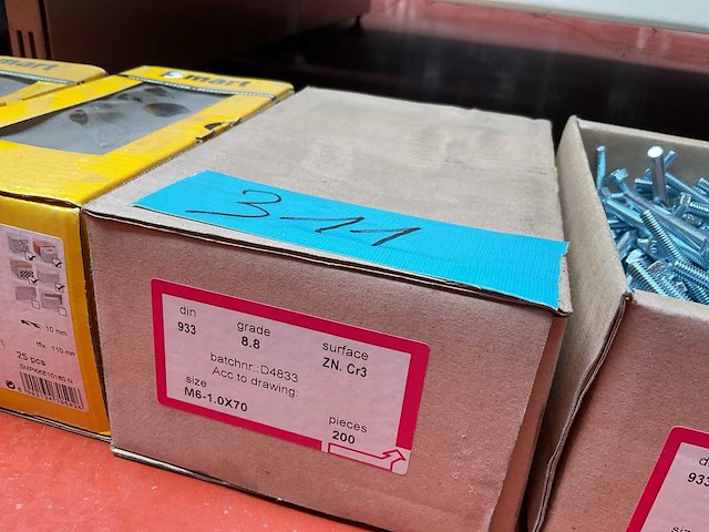 6 dozen bouten - afbeelding 5 van  7