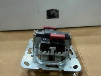 6 dozen dubbele inbouwschakelaar gira - afbeelding 2 van  3