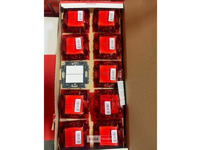 6 dozen dubbele wisselschakelaars - afbeelding 2 van  2