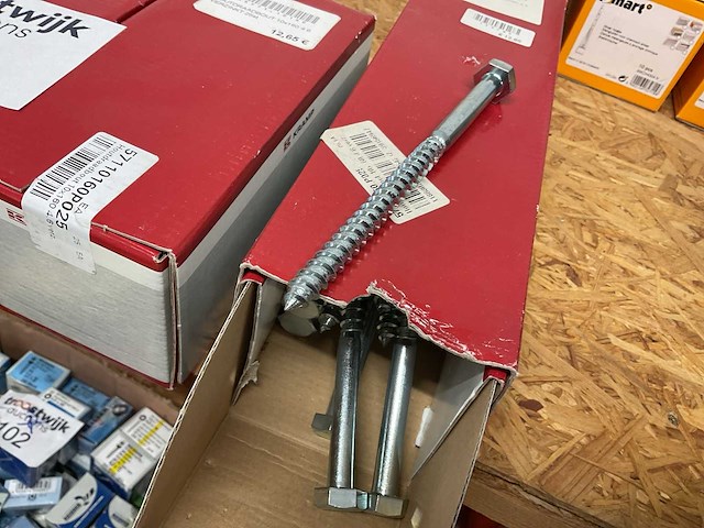 6 dozen hout bouten - afbeelding 7 van  8