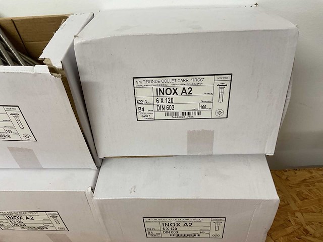 6 dozen inox bouten - afbeelding 5 van  7