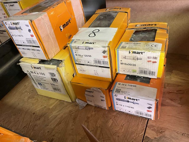 6 dozen met anker bouten - afbeelding 6 van  7