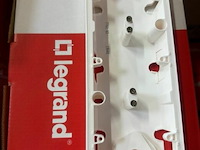 6 dozen opbouwdoos - afbeelding 1 van  1