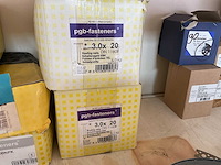 6 dozen roofingnagels; open schroefhaken - afbeelding 5 van  7