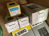 6 dozen schroeven - afbeelding 2 van  5
