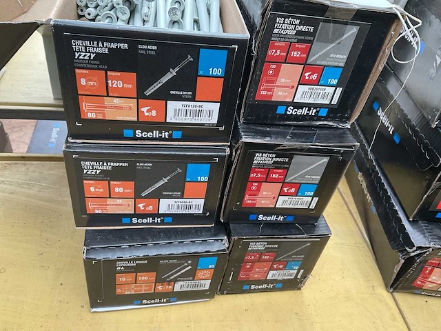 6 dozen slagpluggen en schroeven - afbeelding 4 van  5