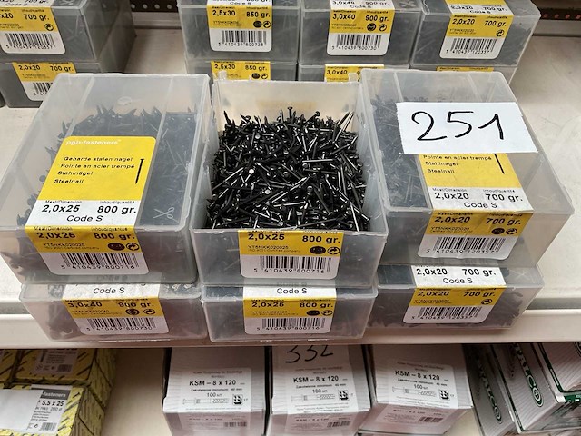 6 dozen staal nagels - afbeelding 1 van  3