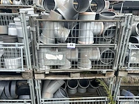 6 draadstalen kooien inhoudend pvc koppelstukken - afbeelding 4 van  4