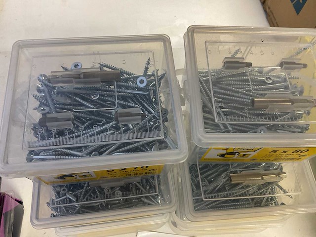 6 emmers hout schroeven met bitsen en magneet houder - afbeelding 2 van  5