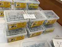 6 emmers hout schroeven met bitsen en magneet houder - afbeelding 1 van  4