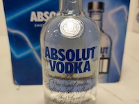 6 flessen absolut vodka 40,00% 70cl - afbeelding 1 van  6