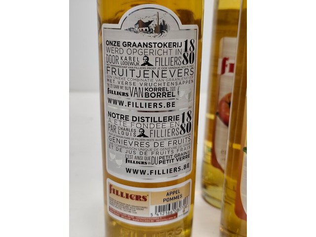6 flessen appel jenever filliers 20,00% 70cl, 1 flesje vodka eristoff 37,50% 20cl - afbeelding 4 van  6