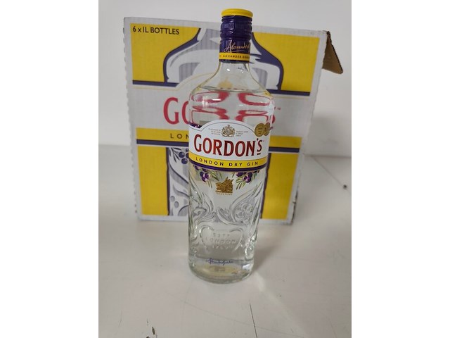 6 flessen gorden london dry gin 1l - afbeelding 1 van  5