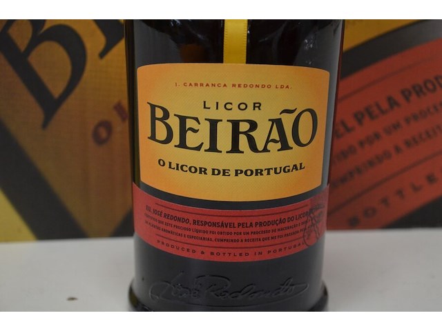 6 flessen licor beirao 70cl - afbeelding 2 van  6