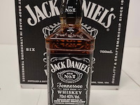 6 flessen whisky jack daniels 40,00% 70cl - afbeelding 1 van  7