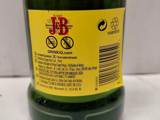 6 flessen whisky j&b scotch 40,00% 70cl - afbeelding 3 van  4