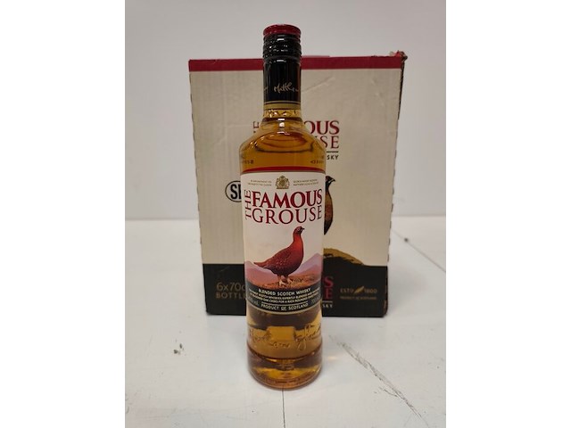 6 flessen whisky the famous grouse 40,00% 70cl - afbeelding 1 van  6