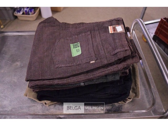 ±6 floeren broeken maat 32 - afbeelding 1 van  4