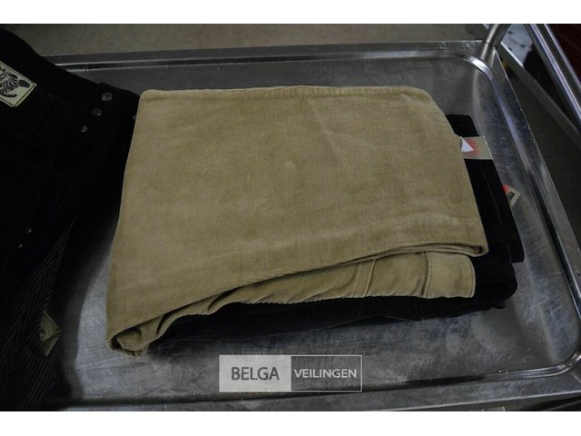 ±6 floeren broeken maat 32 - afbeelding 4 van  4