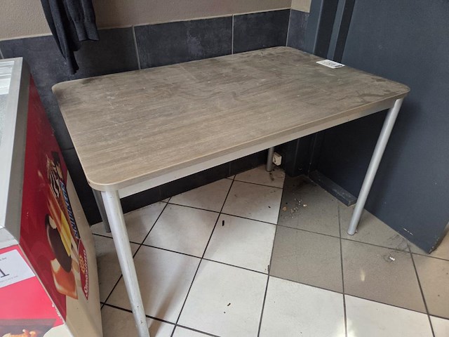 6 formica houten tafels - afbeelding 2 van  5