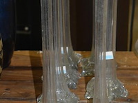 6 glazen vaasjes met lange steel en trompetvormige openig - afbeelding 2 van  3